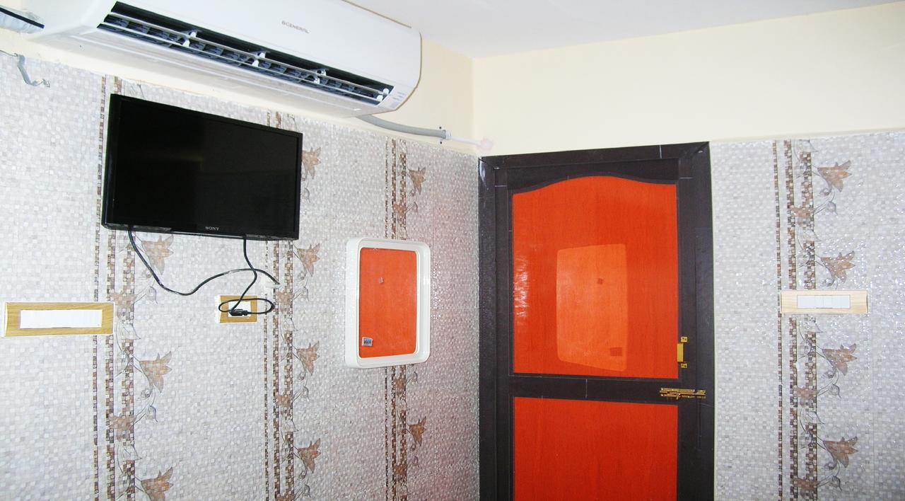 Sbs Residency Tirupati Otel Renigunta Oda fotoğraf